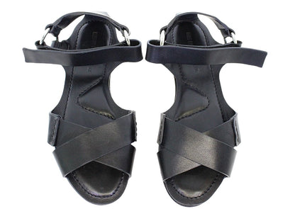 Flat open toe sandal